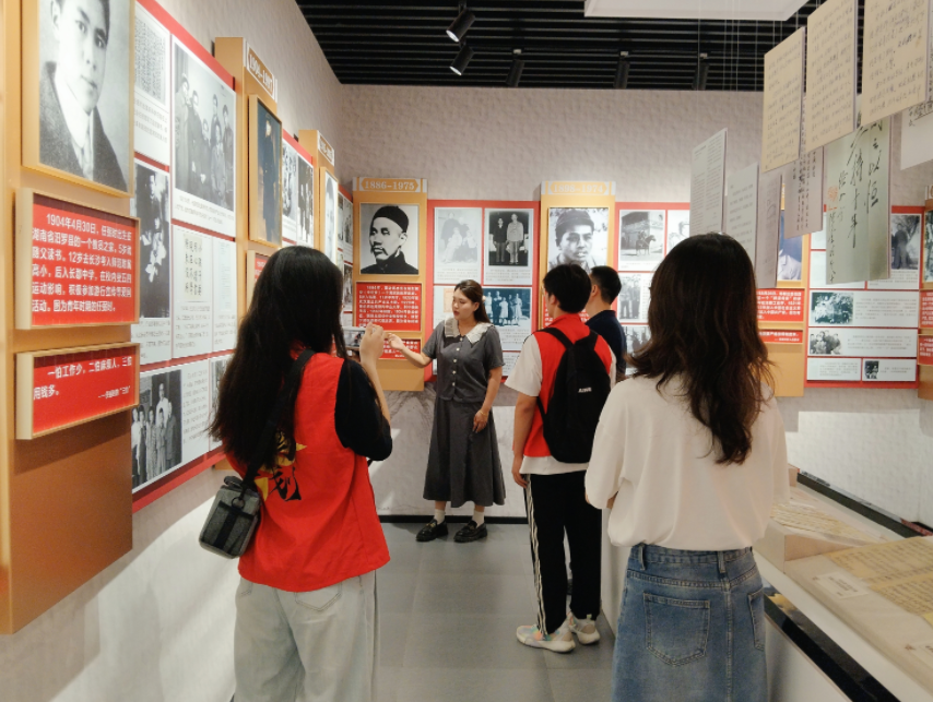 江苏建院：青春舵手铸魂育人传习社以创意实践助力红色资源保护与活化